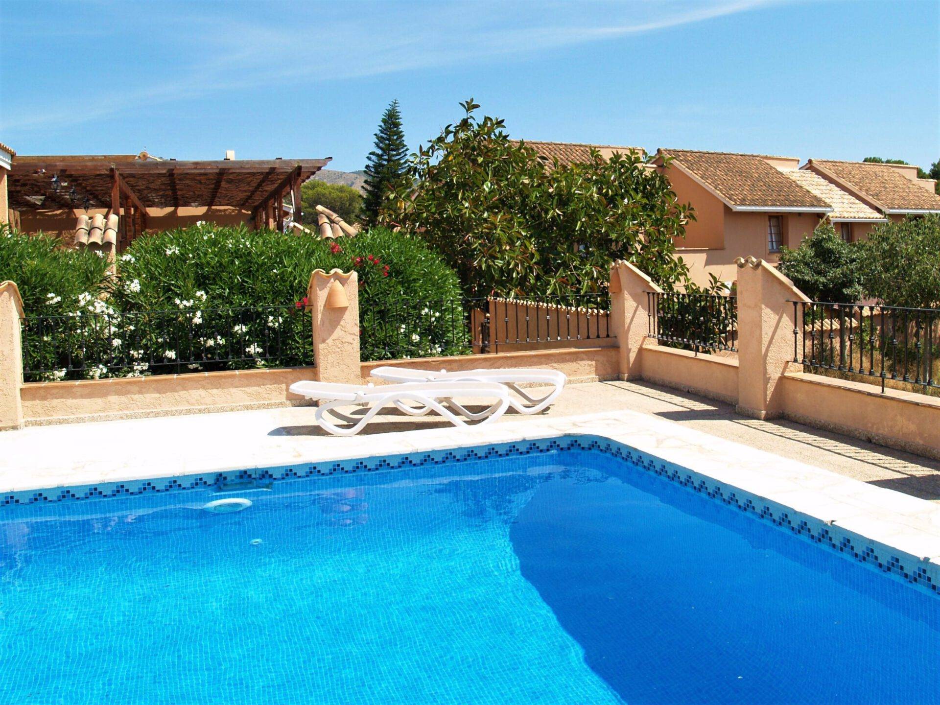 21basseng Hus 3 Scaled 1